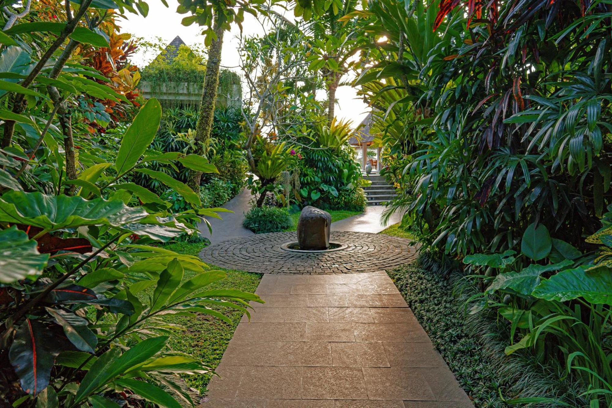 Goya Boutique Resort Ουμπούντ Εξωτερικό φωτογραφία The path to the temple